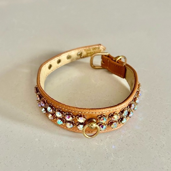 Wall Street Saratoga >Opalescent Crystal Embellished Leather Toy Dog Collar - Picture 4 of 14